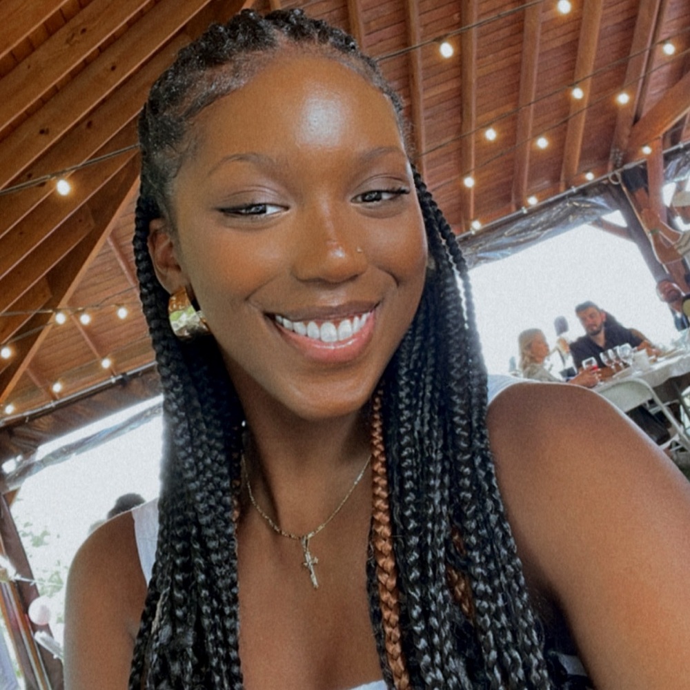 Meet your Posher, Brianna 🦋